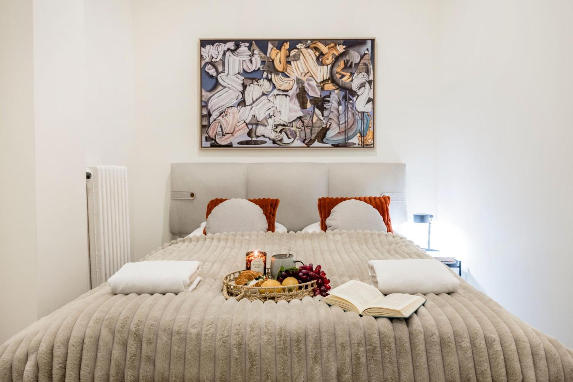 Charm In Budapest's Bustling 7th District Appartamento